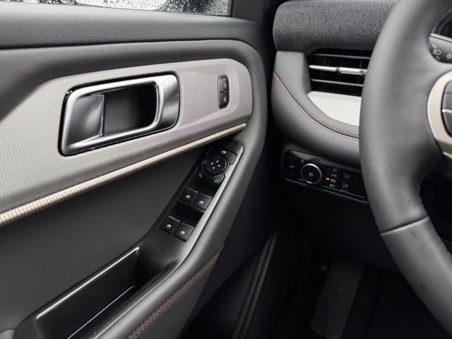 2026 Ford Explorer Active w/Fixed Glass Roof + Heated Steering Wheel