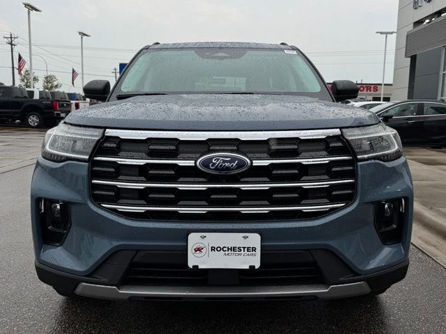 2026 Ford Explorer Active w/Fixed Glass Roof + Heated Steering Wheel