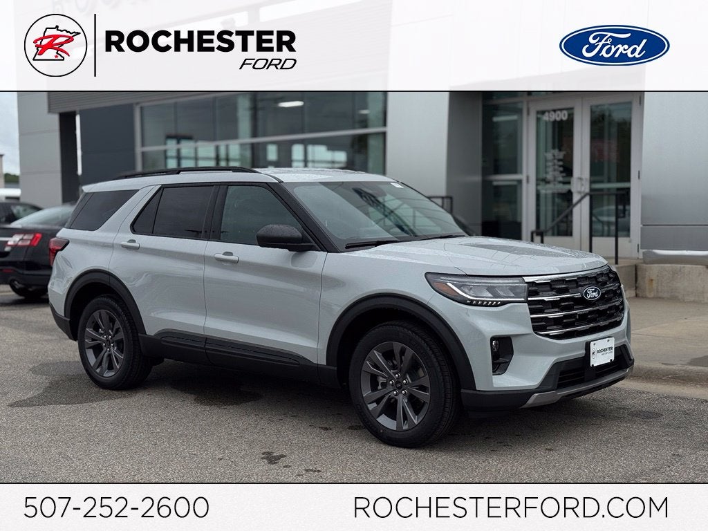 2027 Ford Explorer Active w/2nd Row Bench Seat