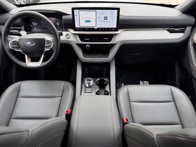 2027 Ford Explorer Active w/2nd Row Bench Seat