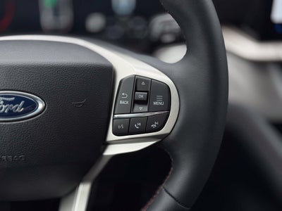 2027 Ford Explorer Active w/2nd Row Bench Seat