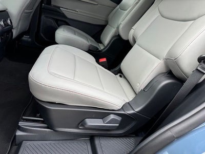2026 Ford Explorer Active w/Heated Steering Wheel + 20" Wheels