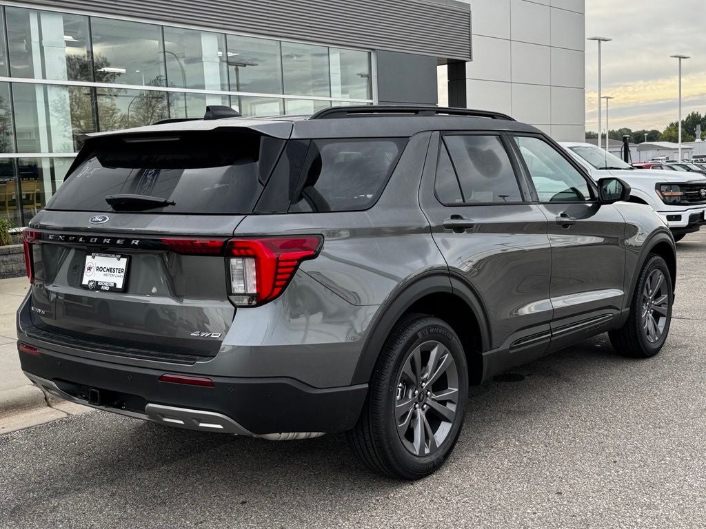 2026 Ford Explorer Active w/Heated Steering Wheel + Glass Roof