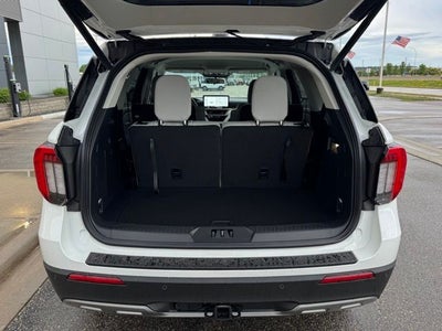2026 Ford Explorer Active w/Heated Steering Wheel + 20" Wheels