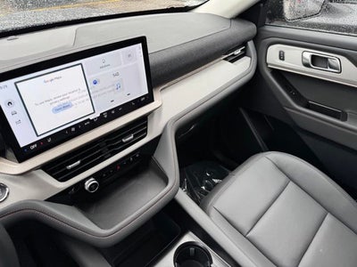 2026 Ford Explorer Active w/Fixed Glass Roof + Heated Steering Wheel