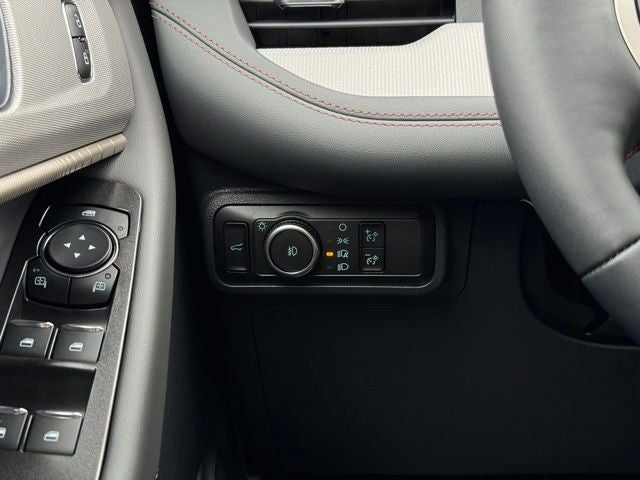 2026 Ford Explorer Active w/Fixed Glass Roof + Heated Steering Wheel