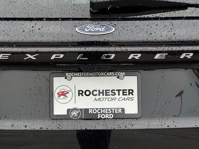 2026 Ford Explorer Active w/Fixed Glass Roof + Heated Steering Wheel
