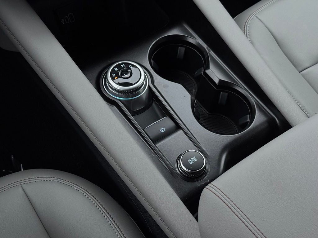 2026 Ford Explorer Active w/Heated Steering Wheel