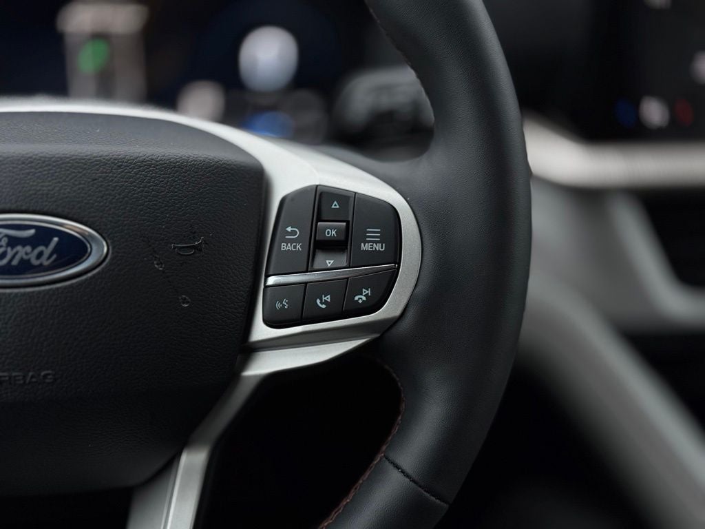 2026 Ford Explorer Active w/Heated Steering Wheel