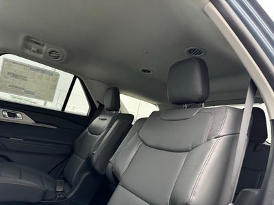 2026 Ford Explorer Active w/Heated Steering Wheel