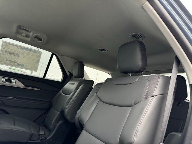 2026 Ford Explorer Active w/Heated Steering Wheel