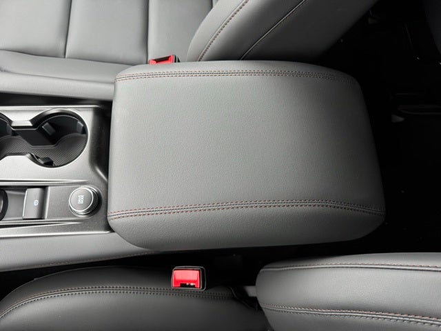 2026 Ford Explorer Active w/Heated Steering Wheel