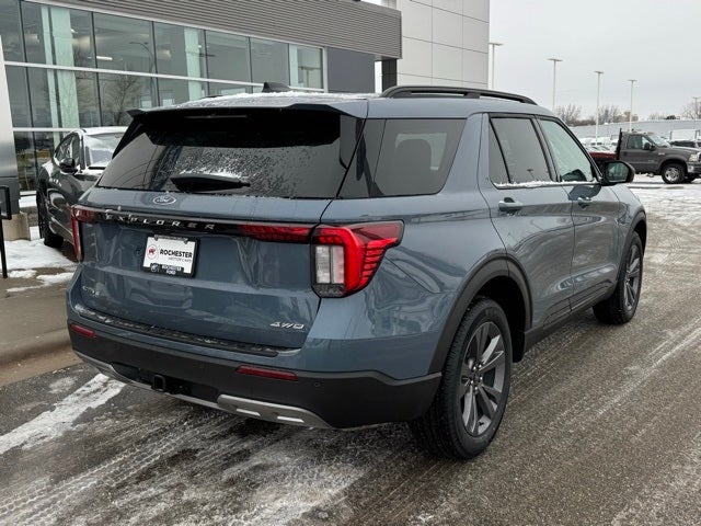 2026 Ford Explorer Active w/Heated Steering Wheel