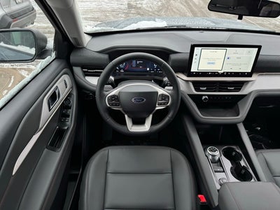 2026 Ford Explorer Active w/Heated Steering Wheel