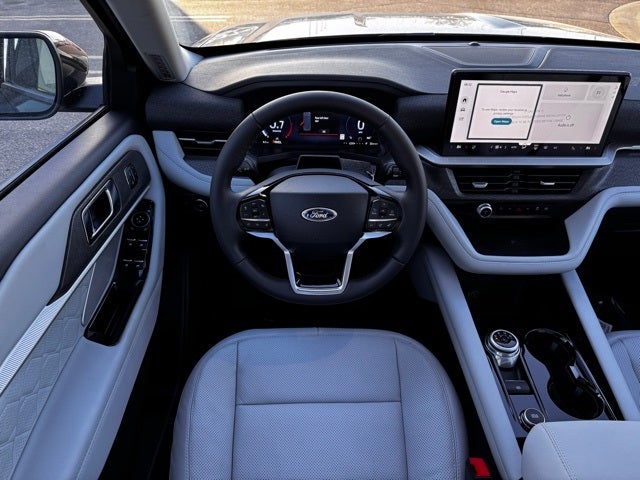 2026 Ford Explorer Platinum w/Glass Roof + Keyless Entry Keypad