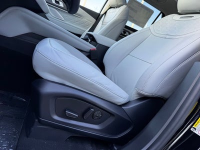 2026 Ford Explorer Platinum w/Glass Roof + Keyless Entry Keypad