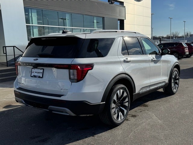 2026 Ford Explorer Platinum w/Glass Roof + Massaging Seats