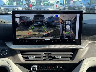 2026 Ford Explorer Platinum w/Glass Roof + Massaging Seats