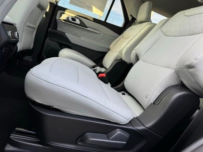 2026 Ford Explorer Platinum w/Fixed Glass Roof + Keyless Entry Keypad