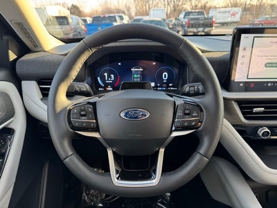 2026 Ford Explorer Platinum w/Fixed Glass Roof + Keyless Entry Keypad