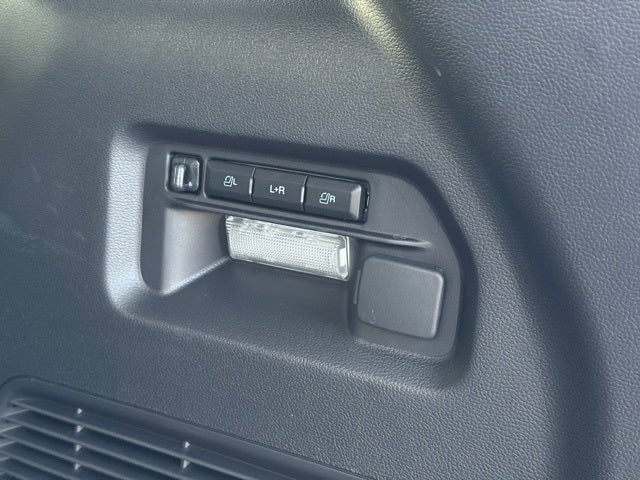 2026 Ford Explorer Platinum w/Fixed Glass Roof + Keyless Entry Keypad