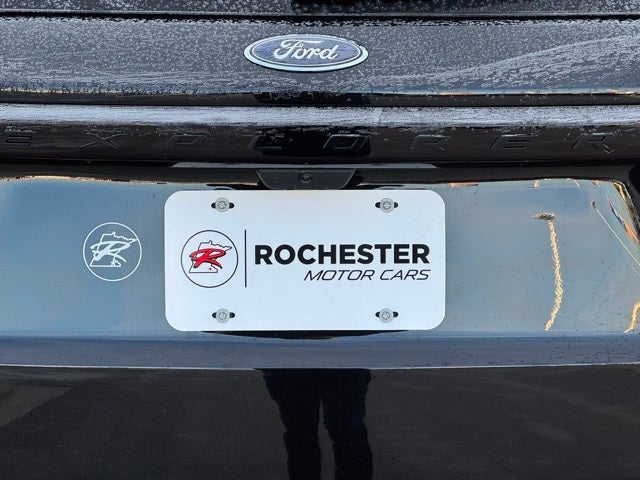 2026 Ford Explorer Platinum w/Fixed Glass Roof + Keyless Entry Keypad