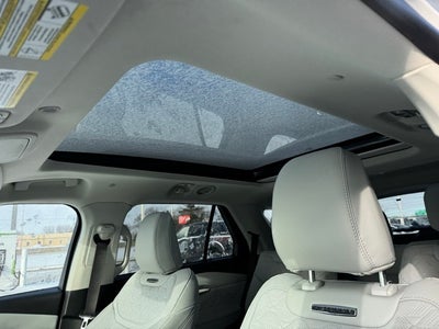 2026 Ford Explorer Platinum w/Fixed Glass Roof