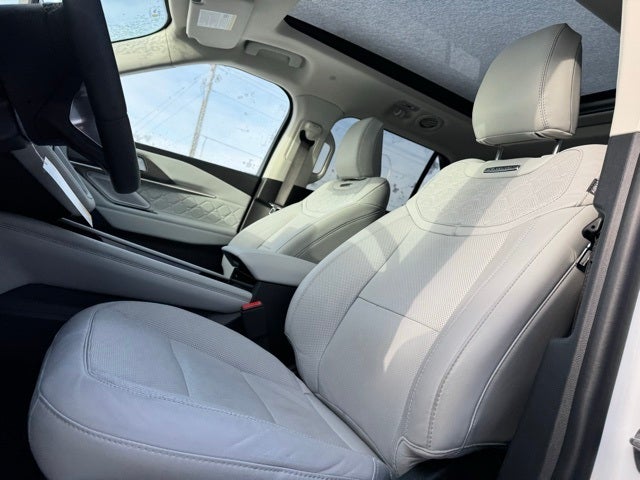 2026 Ford Explorer Platinum w/Fixed Glass Roof