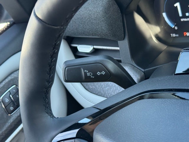 2026 Ford Explorer Platinum w/Glass Roof + Massaging Seats