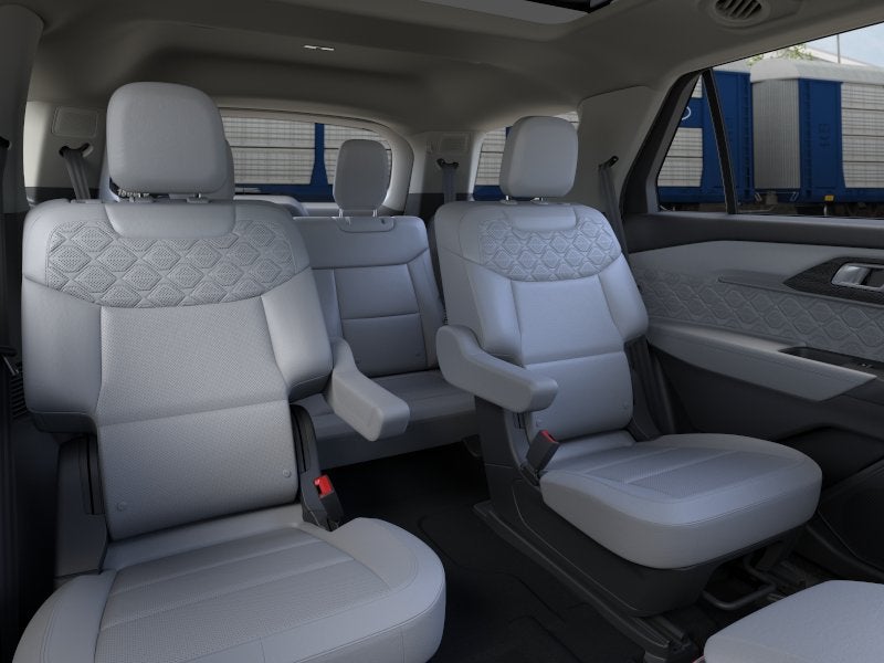 2026 Ford Explorer Platinum w/Glass Roof + Blue Cruise