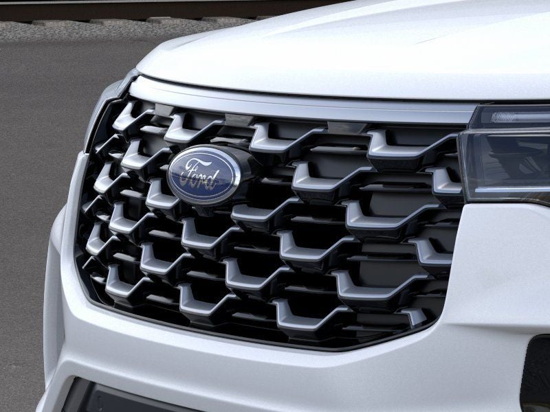 2026 Ford Explorer Platinum w/Glass Roof + Blue Cruise