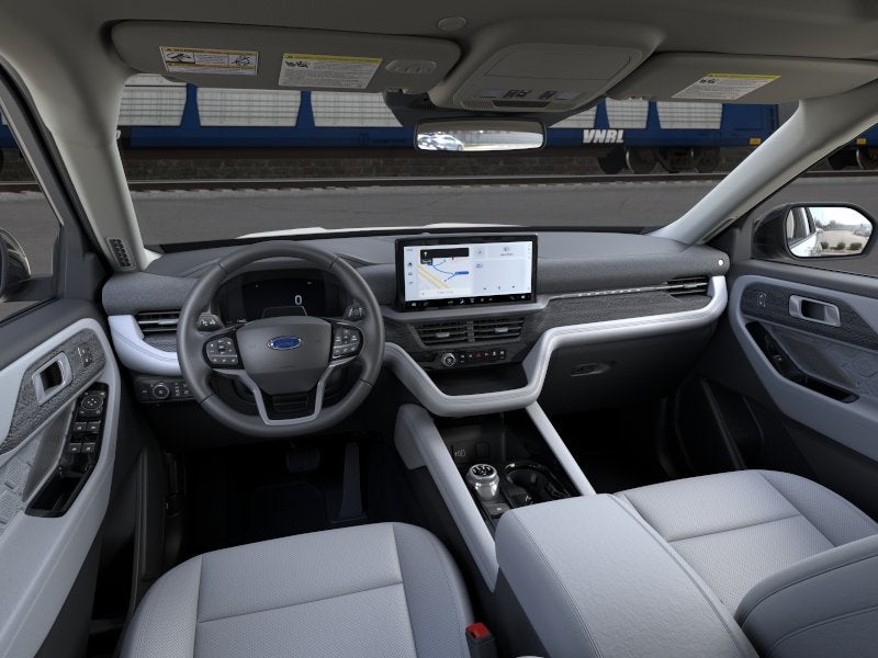 2026 Ford Explorer Platinum w/Glass Roof + Blue Cruise