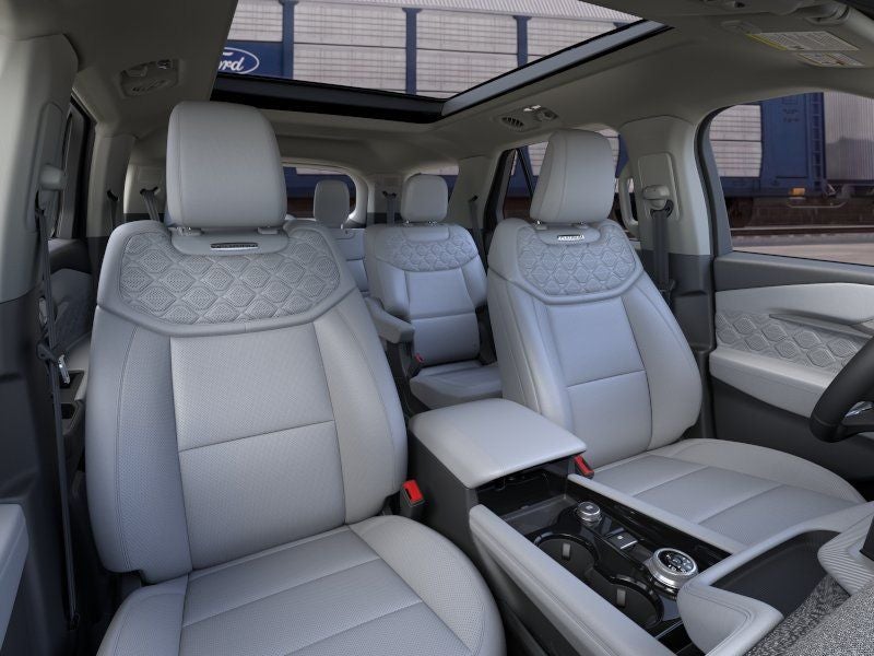 2026 Ford Explorer Platinum w/Glass Roof + Lux Leather Pkg