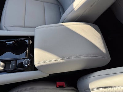 2026 Ford Explorer Platinum w/Glass Roof + Lux Leather Pkg
