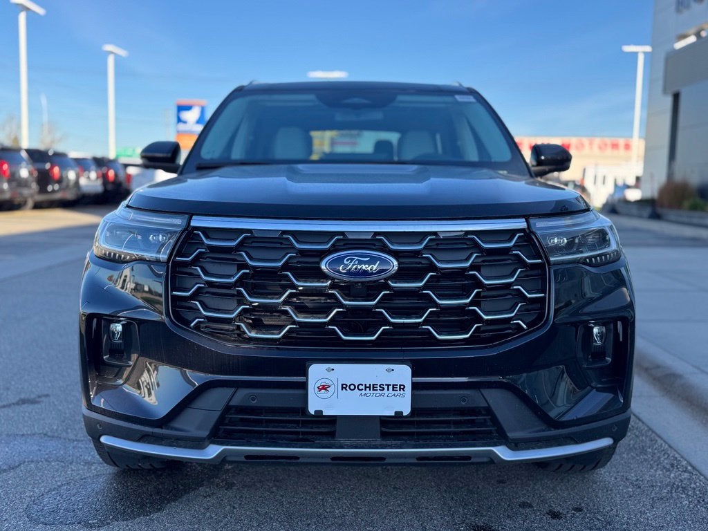 2026 Ford Explorer Platinum w/Glass Roof + Lux Leather Pkg