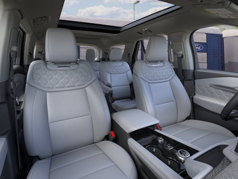 2026 Ford Explorer Platinum w/Glass Roof ++ Lux Leather Pkg
