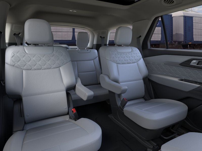 2026 Ford Explorer Platinum w/Glass Roof ++ Lux Leather Pkg