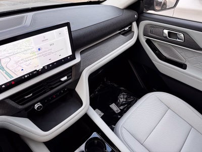 2026 Ford Explorer Platinum w/Glass Roof ++ Lux Leather Pkg