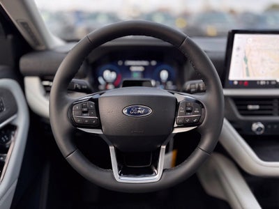 2026 Ford Explorer Platinum w/Glass Roof ++ Lux Leather Pkg