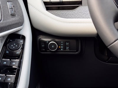 2026 Ford Explorer Platinum w/Glass Roof ++ Lux Leather Pkg