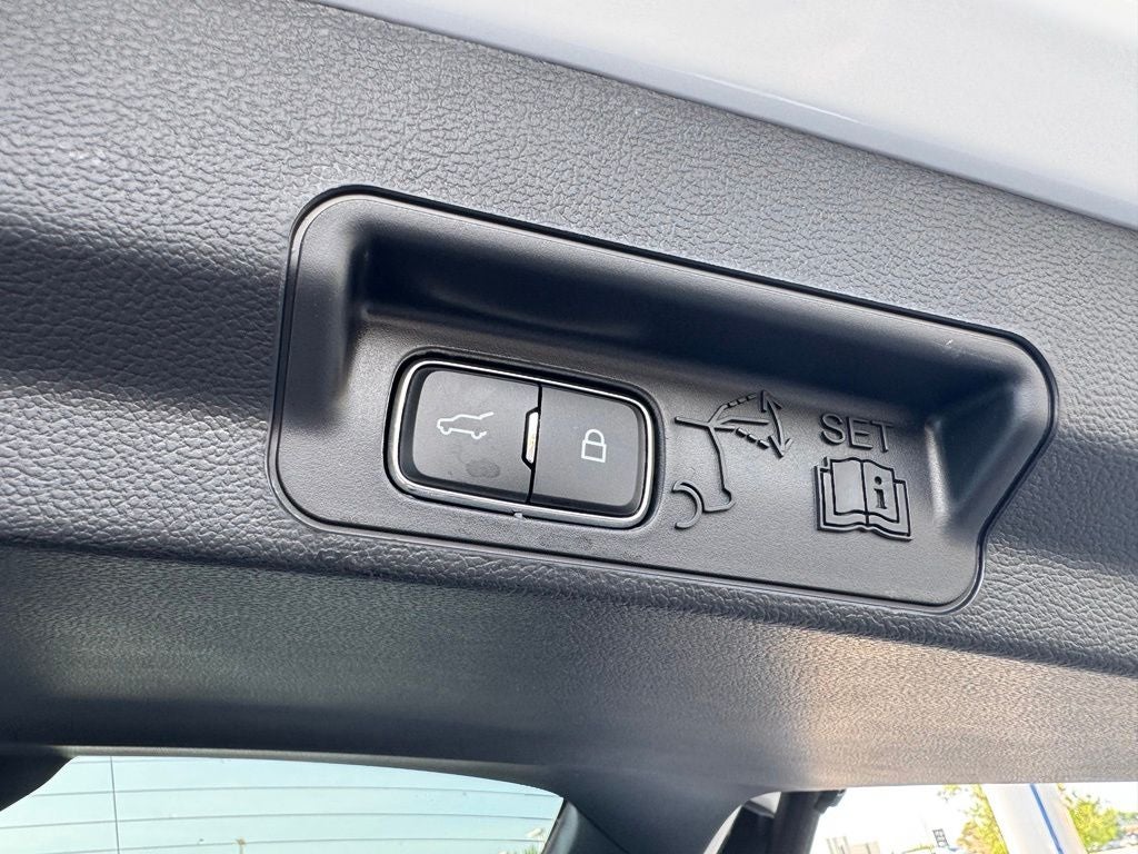 2026 Ford Explorer Tremor w/Convenience Pkg