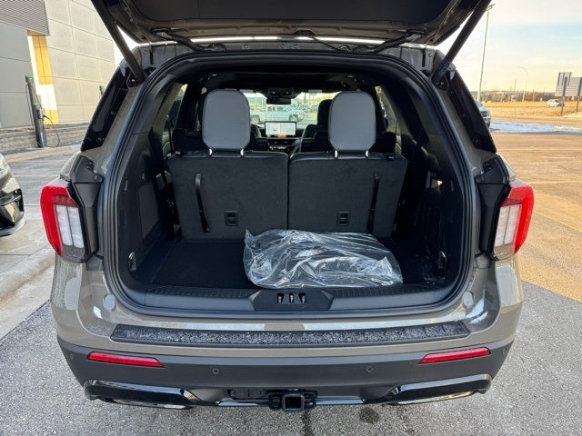 2026 Ford Explorer ST-Line w/Glass Roof + Second Row Heated Seats