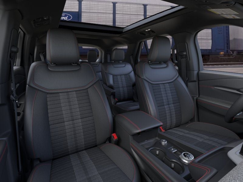 2026 Ford Explorer ST-Line w/Glass Roof + Premium Pkg