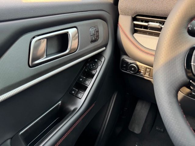 2026 Ford Explorer ST-Line w/Glass Roof + Premium Pkg