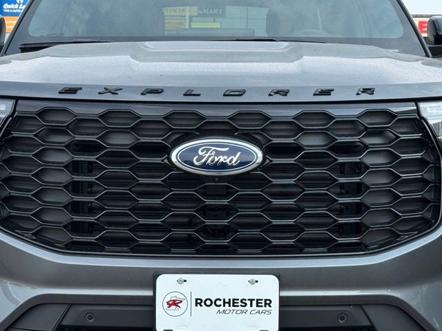 2026 Ford Explorer ST-Line w/Glass Roof + Premium Pkg