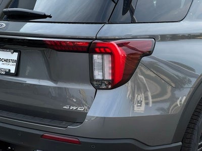 2026 Ford Explorer ST-Line w/Glass Roof + Premium Pkg
