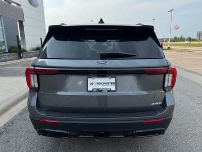 2026 Ford Explorer ST-Line w/Glass Roof + Premium Pkg