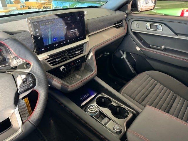 2025 Ford Explorer ST-Line w/Panoramic Vista Roof + Second Row Heated Seats