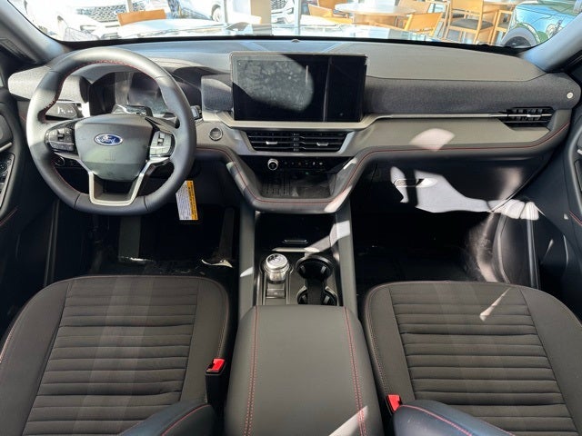 2025 Ford Explorer ST-Line w/Panoramic Vista Roof + Second Row Heated Seats