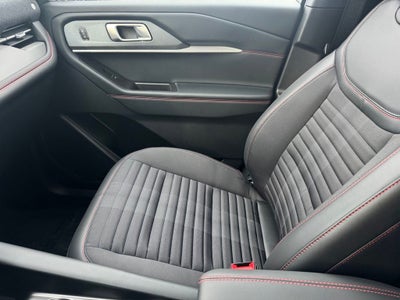 2026 Ford Explorer ST-Line w/Glass Roof + Premium Pkg